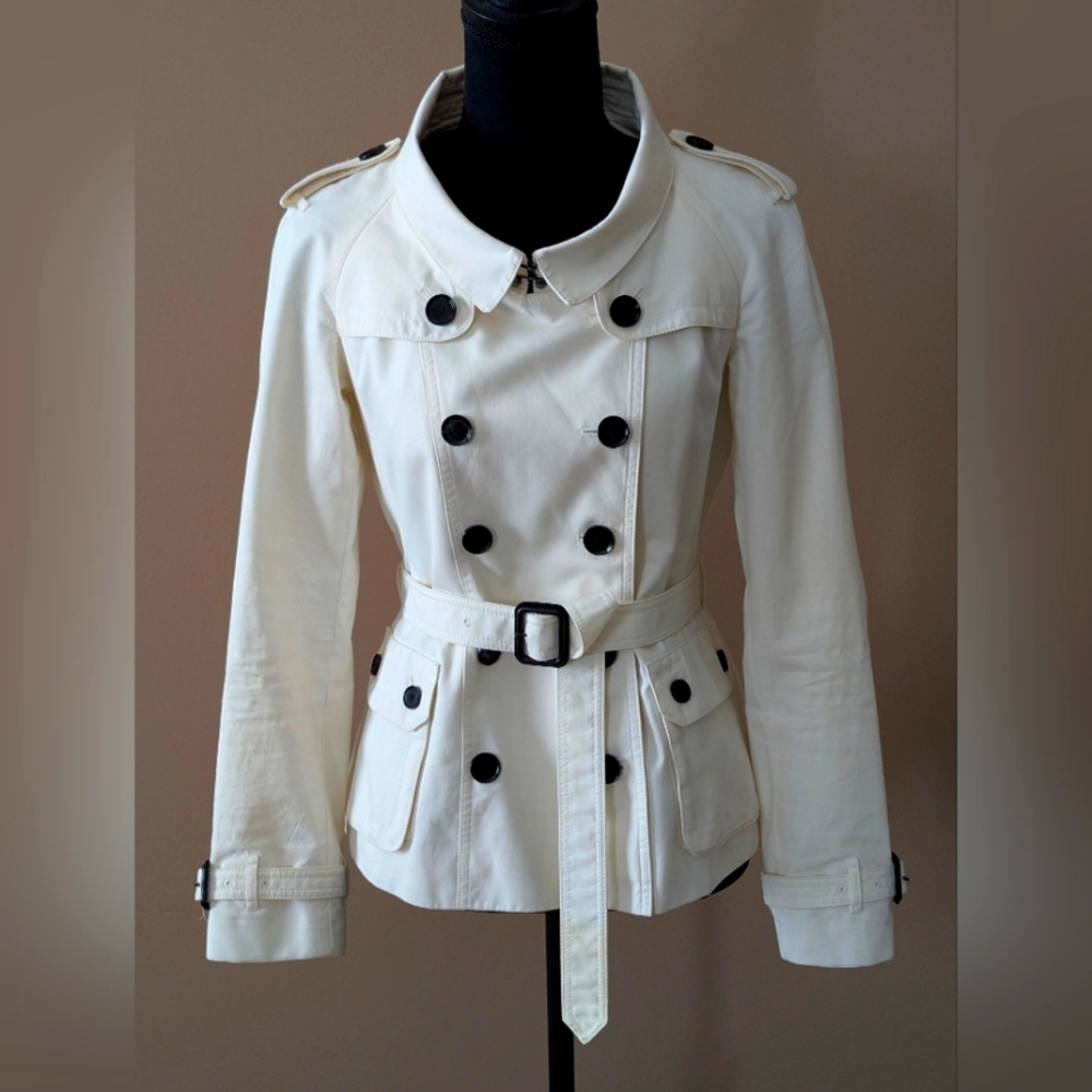 Burberry Cream Double-Breasted Women's Jacket (Size 6)